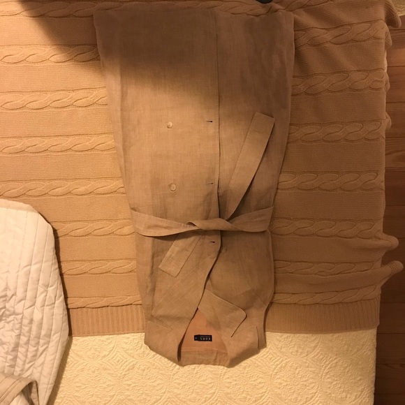 SOLD AT  A PRIVATE EVENT Beige Michael Kors slee - Picture 6 of 6